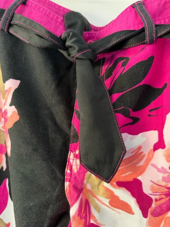 Dana Buchman Designer Bright Pink Floral Cargo Pants - Picture 3 of 5